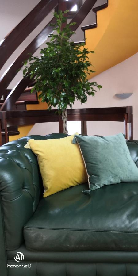 Hotel Flatmilan Cernusco Sul Naviglio Esterno foto