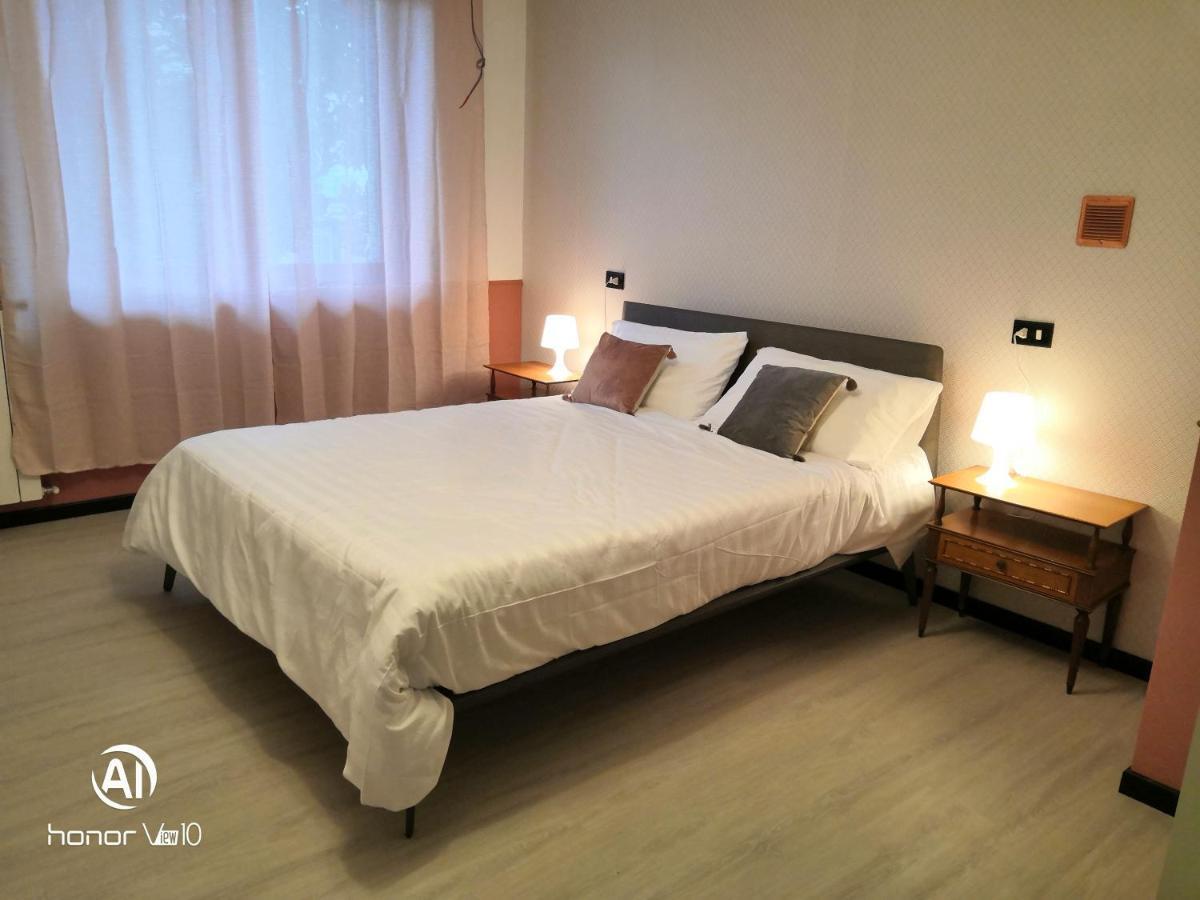 Hotel Flatmilan Cernusco Sul Naviglio Esterno foto